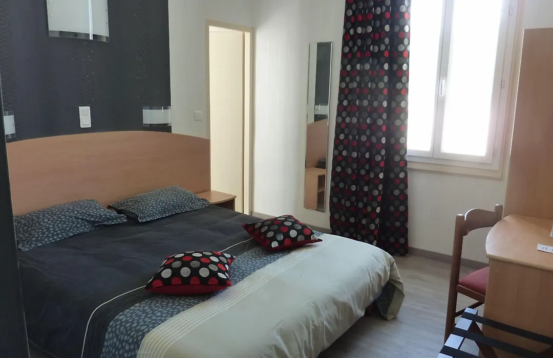 Cit'Hotel de La Vallée-1
